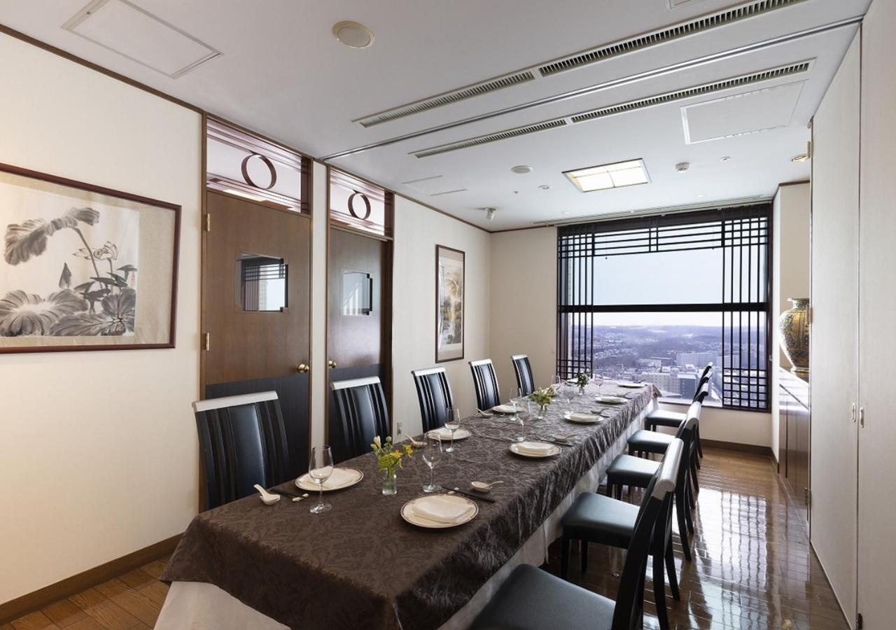 Hotel Emisia Sapporo Eksteriør bilde A private dining room at the hotel